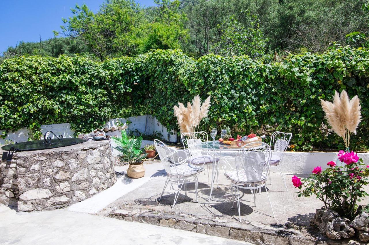 Spartylas Grande Terra Villas With Swimming Pool מראה חיצוני תמונה